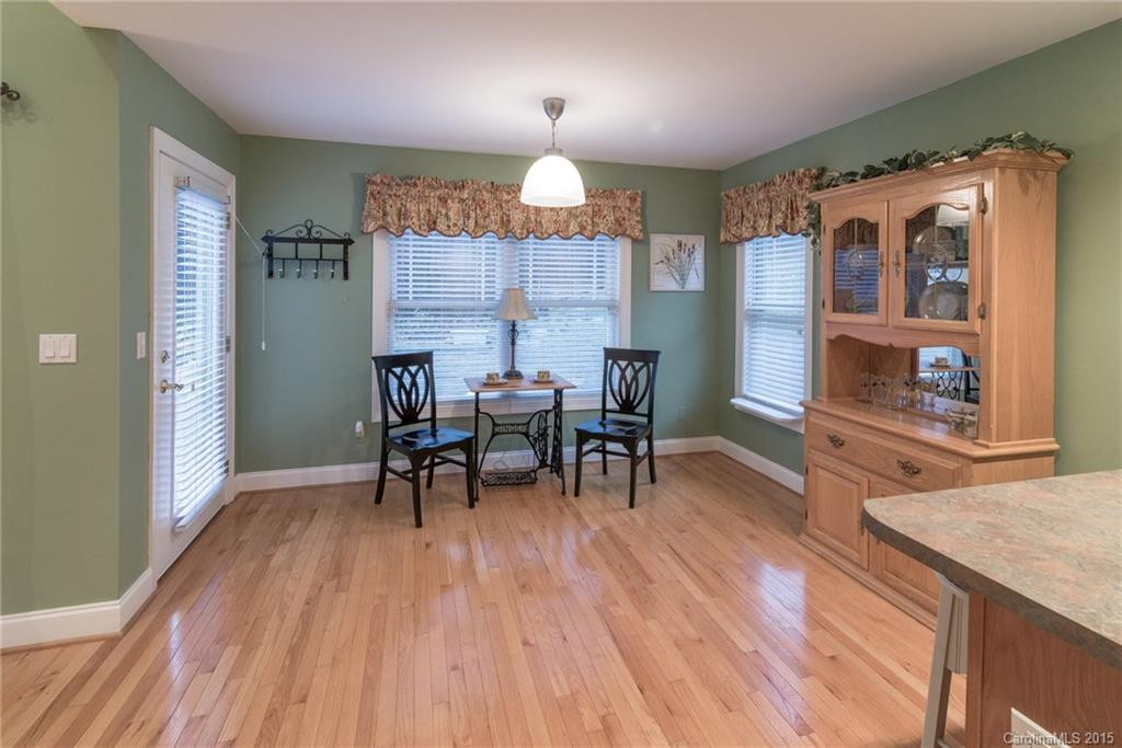 8 Silver Lining Drive #6 - Photo 10