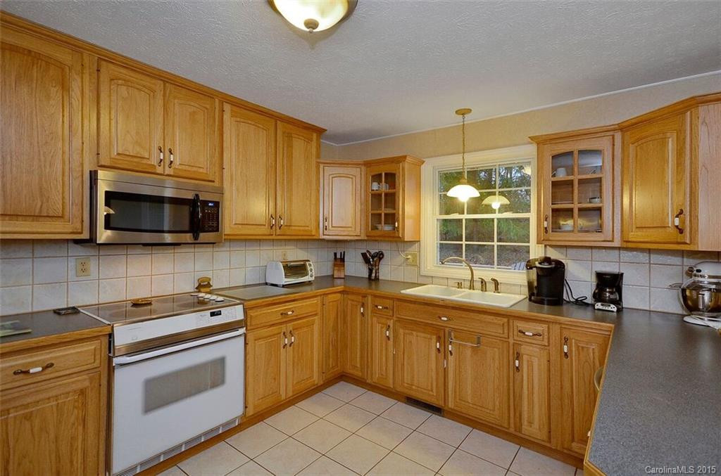 138 Whisperwood Drive - Photo 6