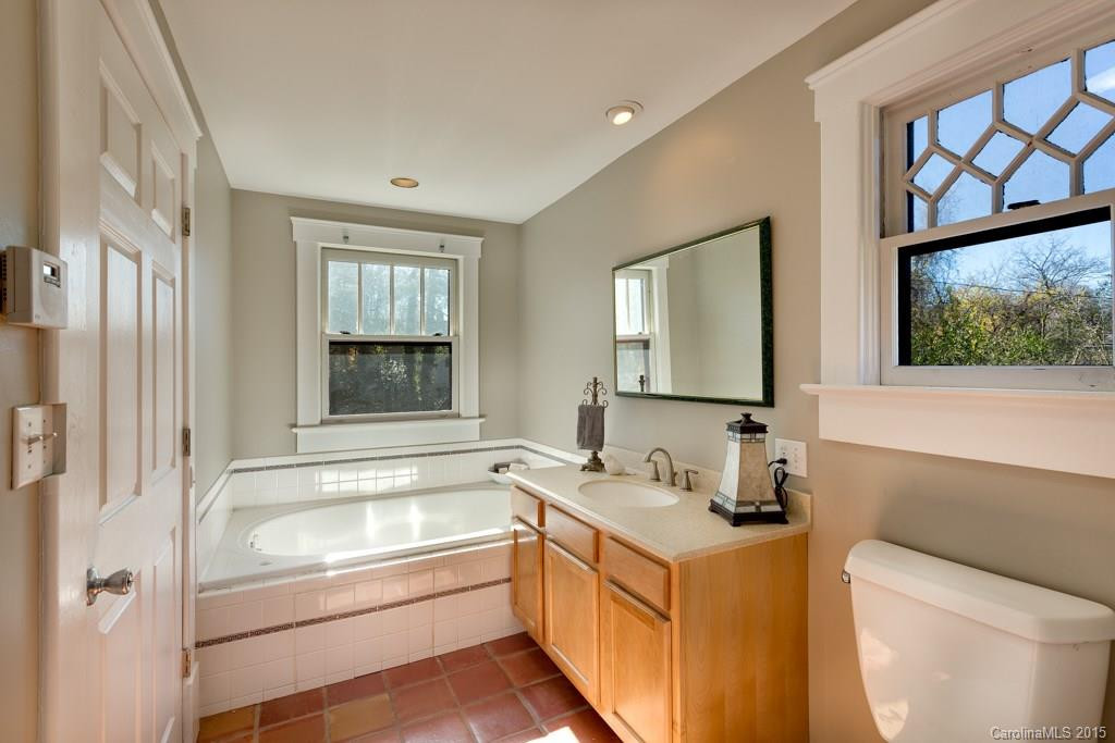 6 Edwin Place - Photo 13
