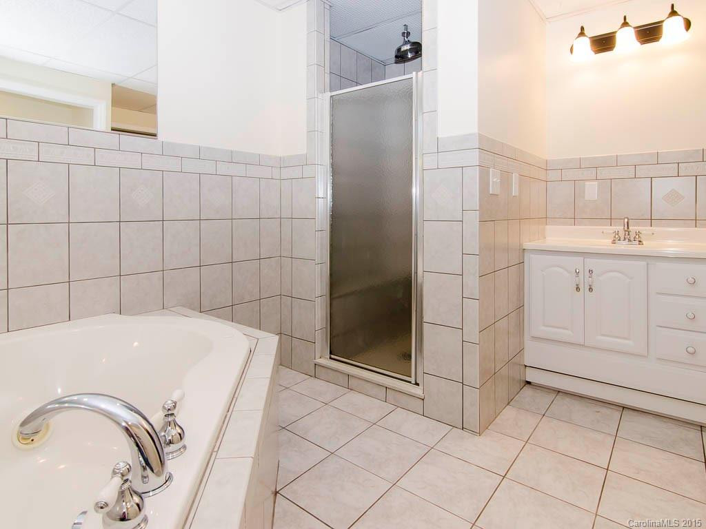 110 Spaulding Court - Photo 20