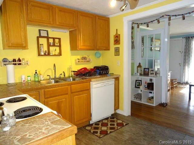 2512 Haywood Road - Photo 3