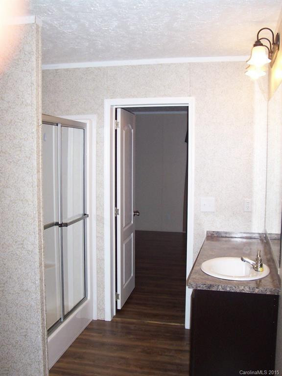 12 Howard Lane - Photo 7
