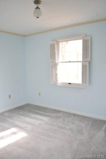 2082 Mckenzie Way - Photo 8