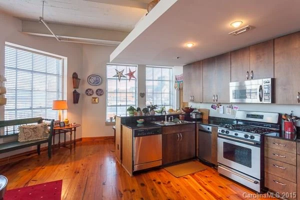 100 Coxe Avenue #401