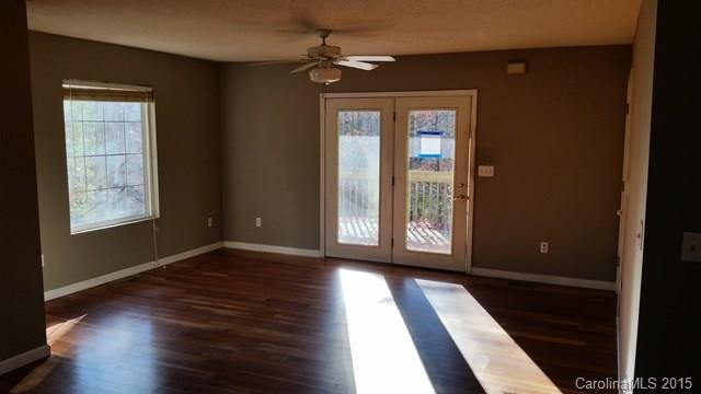 45 Lora Lane - Photo 4