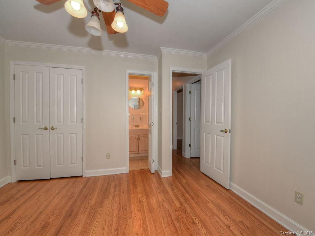 14 Summit Drive - Photo 11