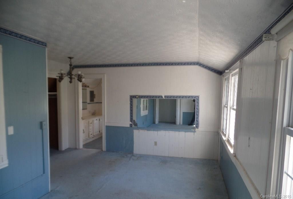 442 Hillcrest Circle - Photo 11