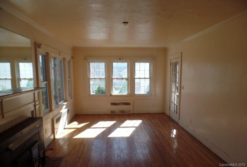 442 Hillcrest Circle - Photo 4