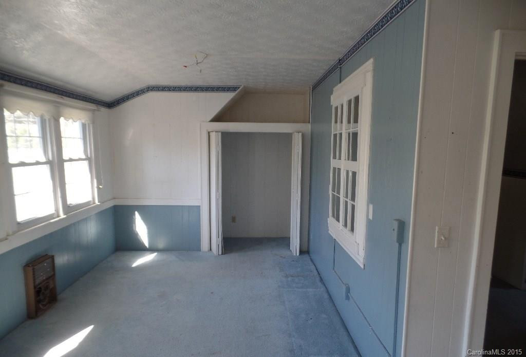 442 Hillcrest Circle - Photo 10