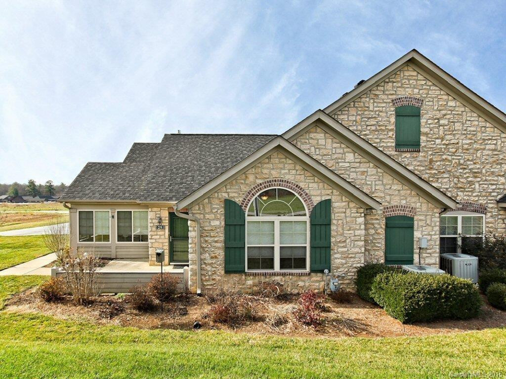 29 Cameo Drive #32-B - Photo 2