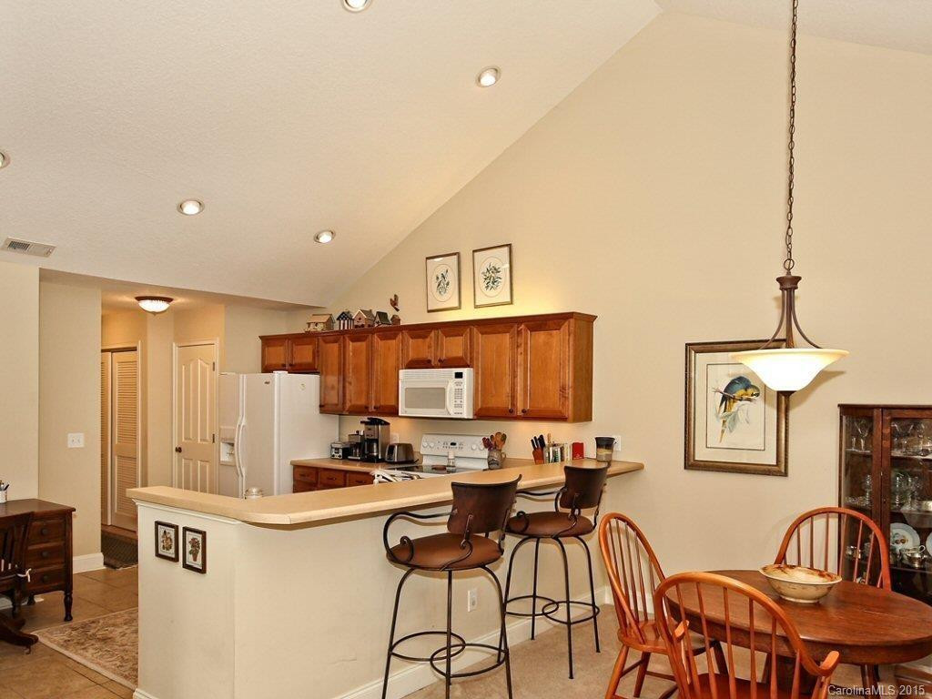 29 Cameo Drive #32-B - Photo 12