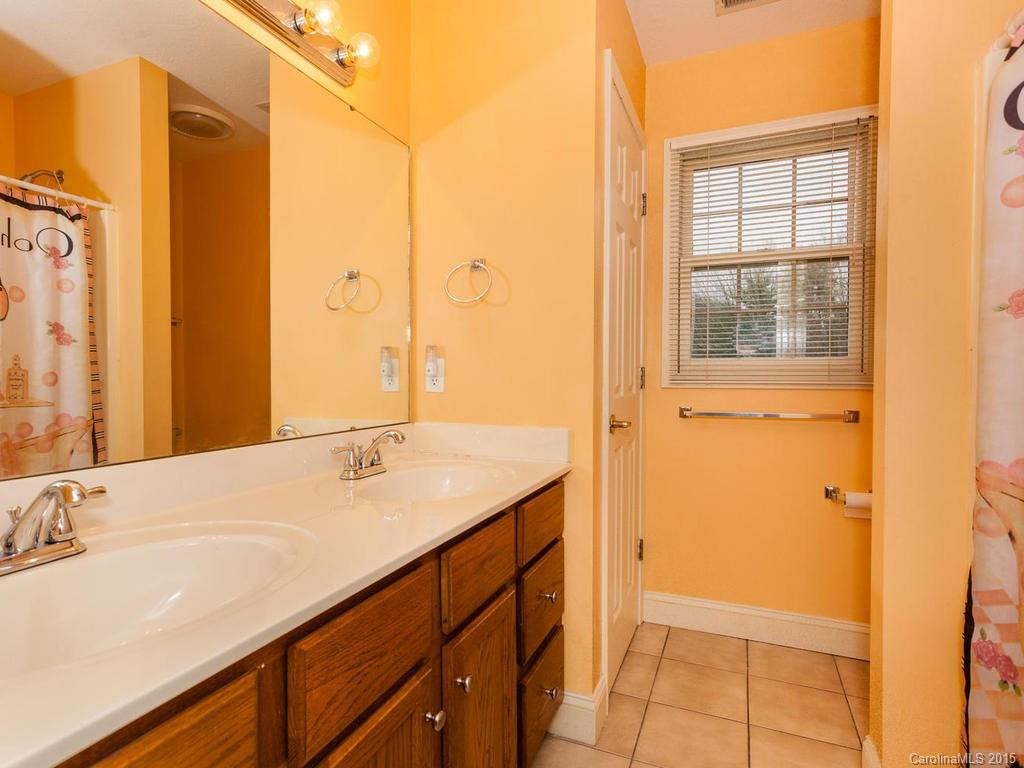 203 Weston Way - Photo 13