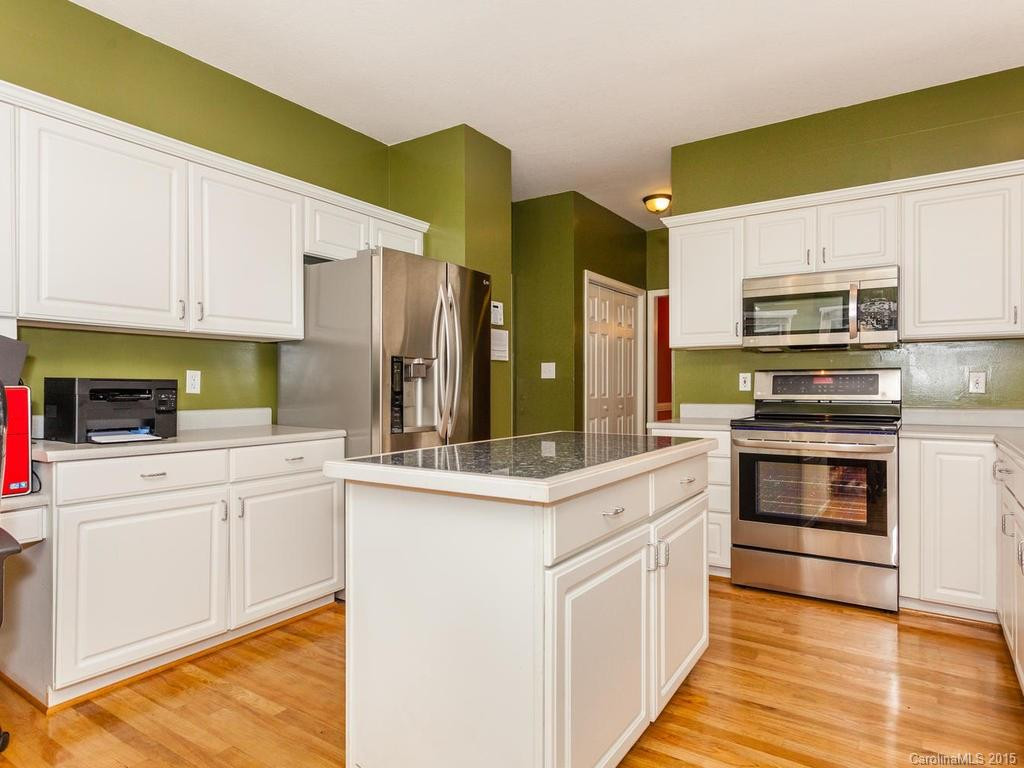 203 Weston Way - Photo 4