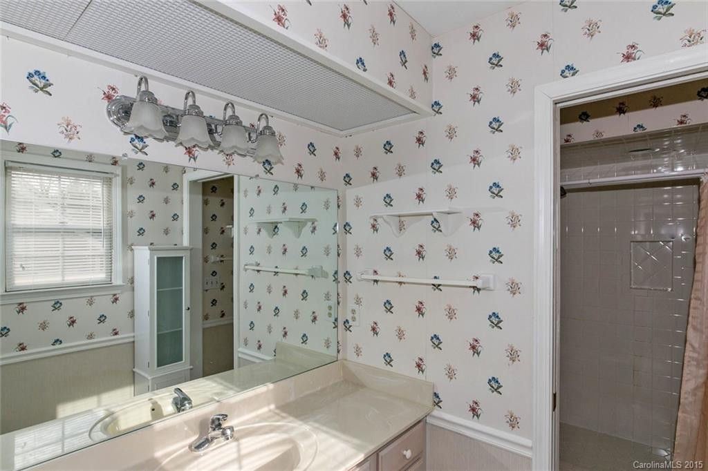 1032 Saddlebrook Drive #27 - Photo 17