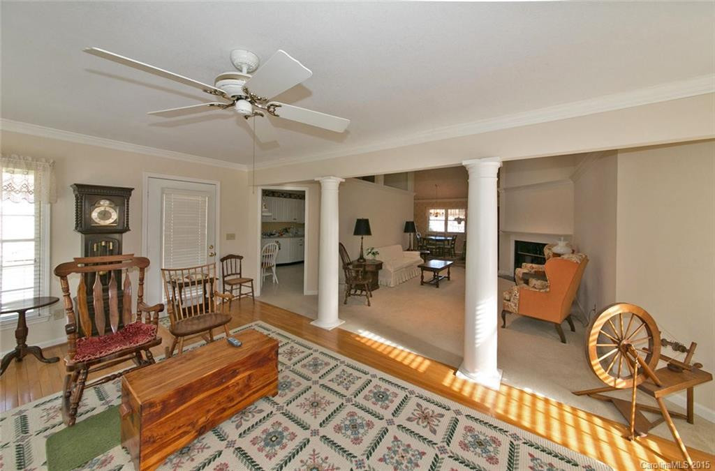 1032 Saddlebrook Drive #27 - Photo 8