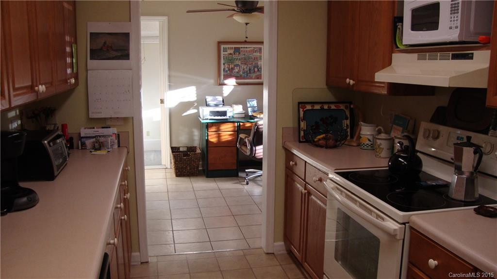 121 Briarwood Lane - Photo 4