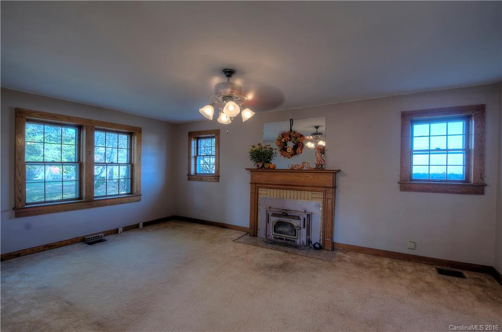 194 Oakdale Drive - Photo 4