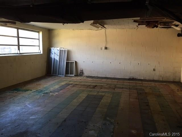 1435 Old US 74 Highway - Photo 10