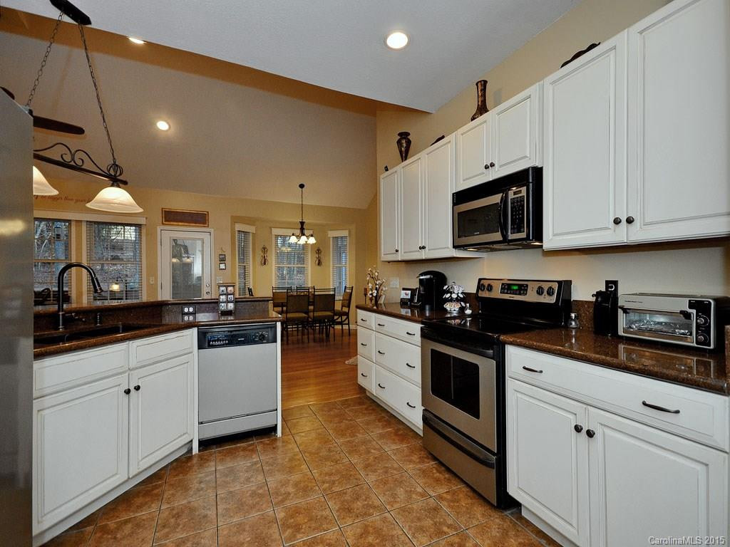 339 Emmas Grove Road - Photo 12