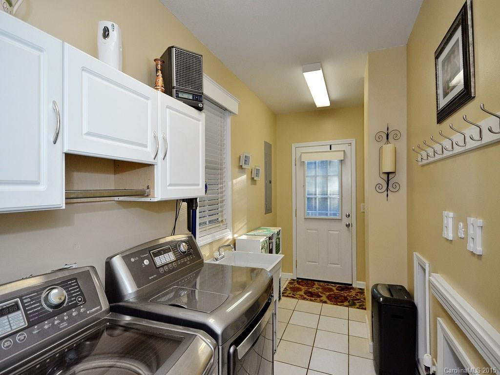 339 Emmas Grove Road - Photo 17