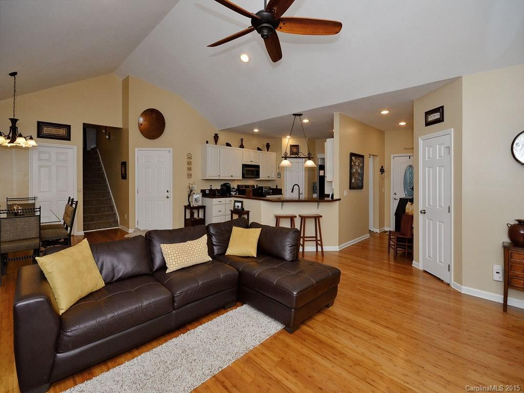 339 Emmas Grove Road - Photo 9