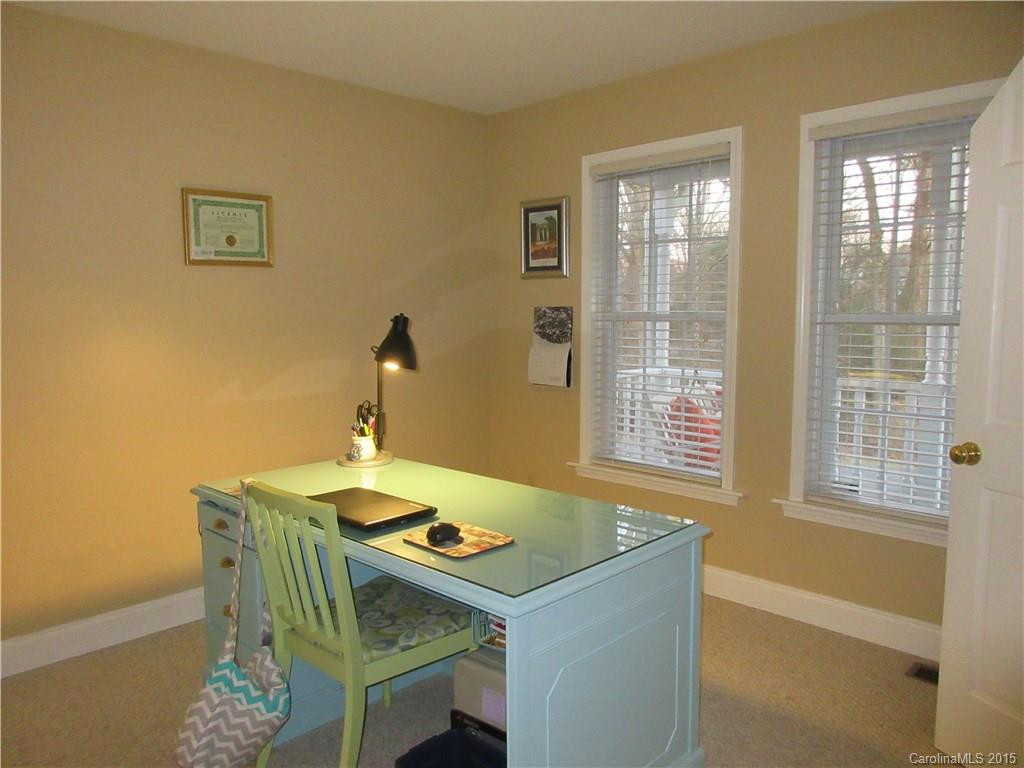9 Collenwood Road - Photo 8