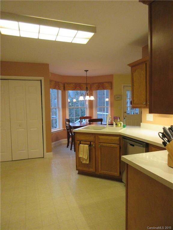 9 Collenwood Road - Photo 10