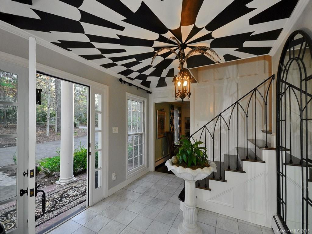 9 Holly Hill Road - Photo 4