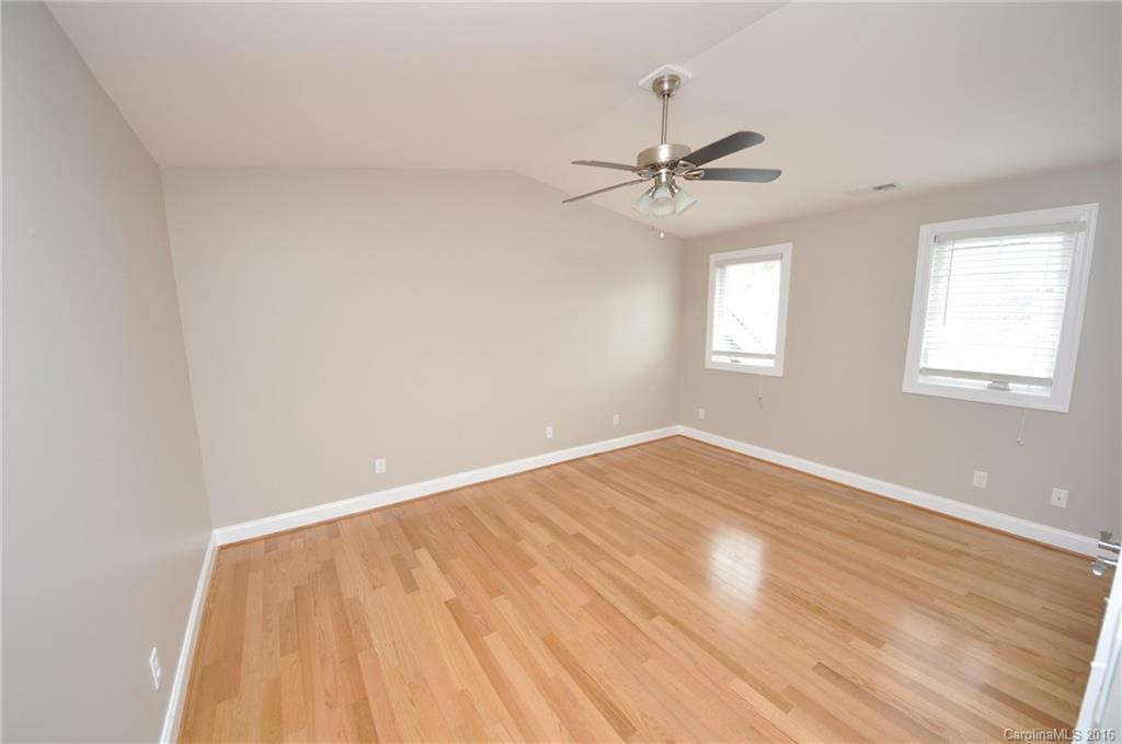61 Blythe Commons Court #19 - Photo 4