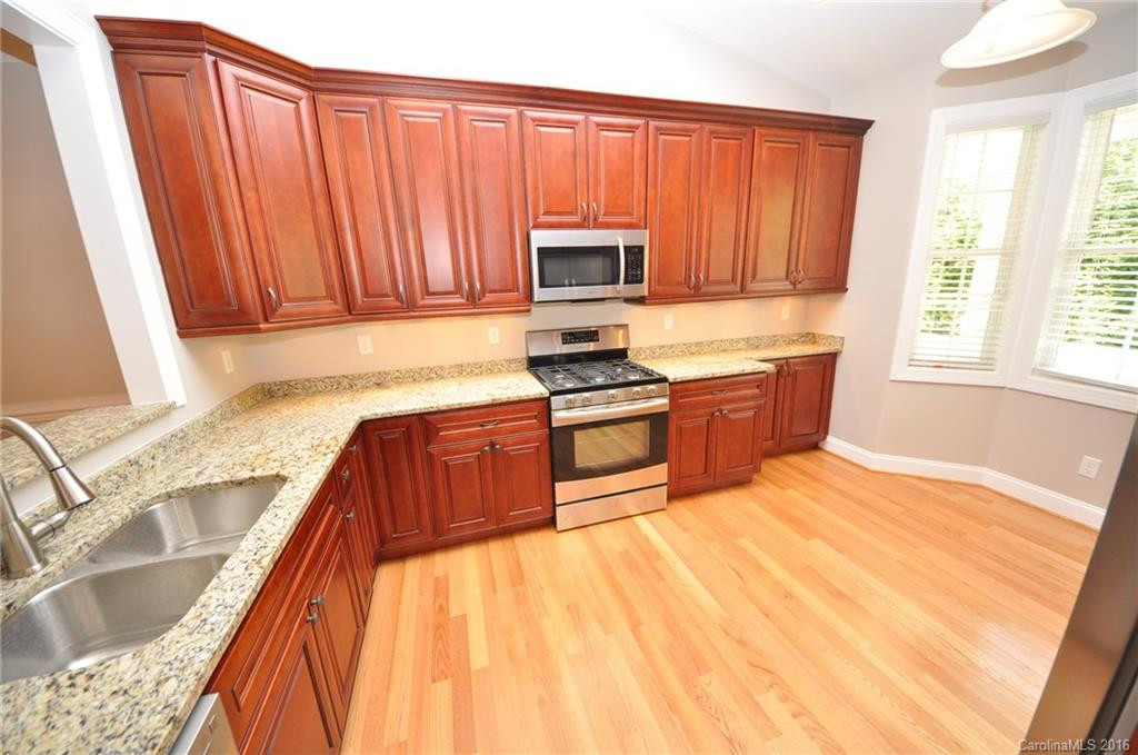 61 Blythe Commons Court #19 - Photo 9