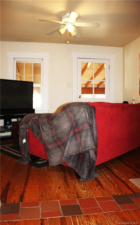 193 Weston Road - Photo 2