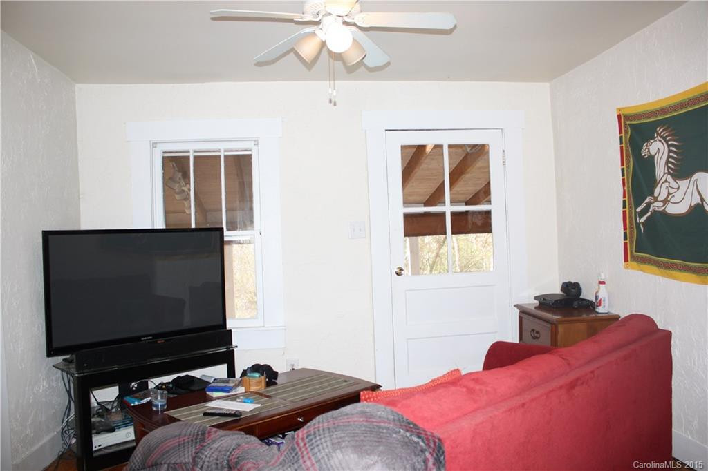 193 Weston Road - Photo 4