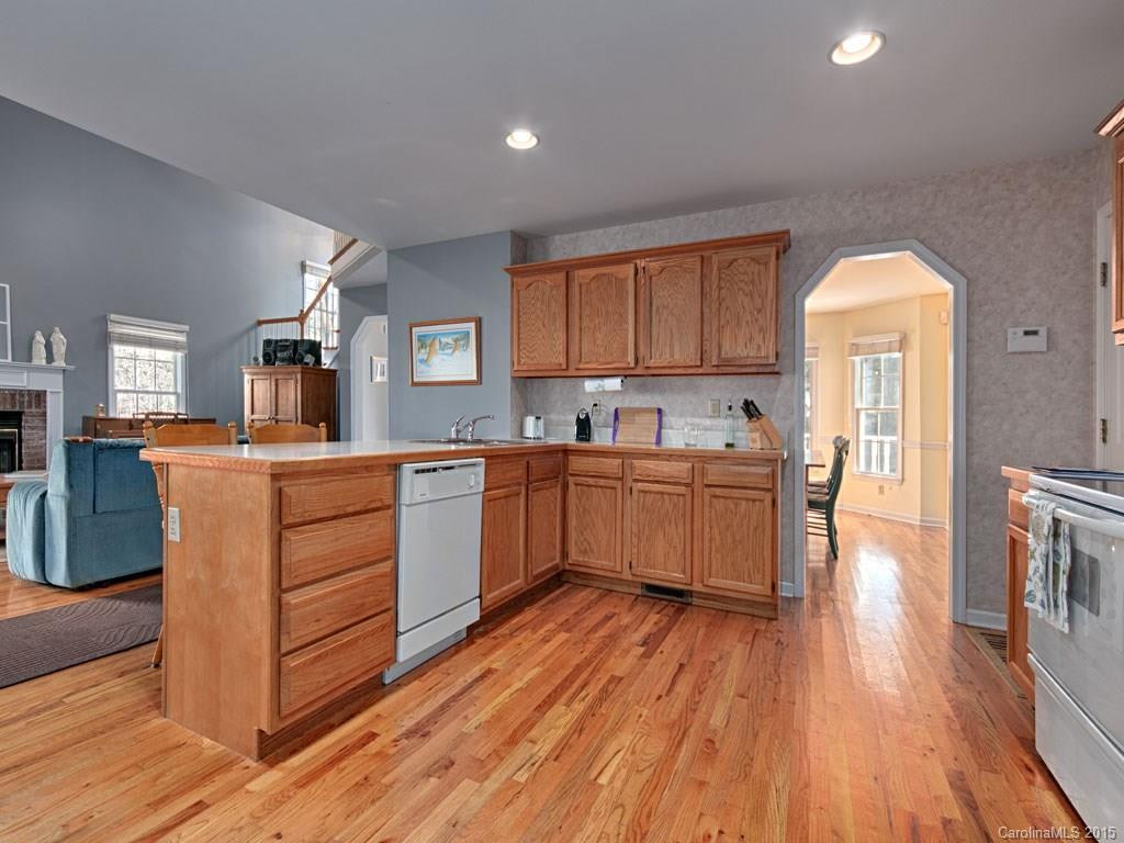 23 Collenwood Road - Photo 5