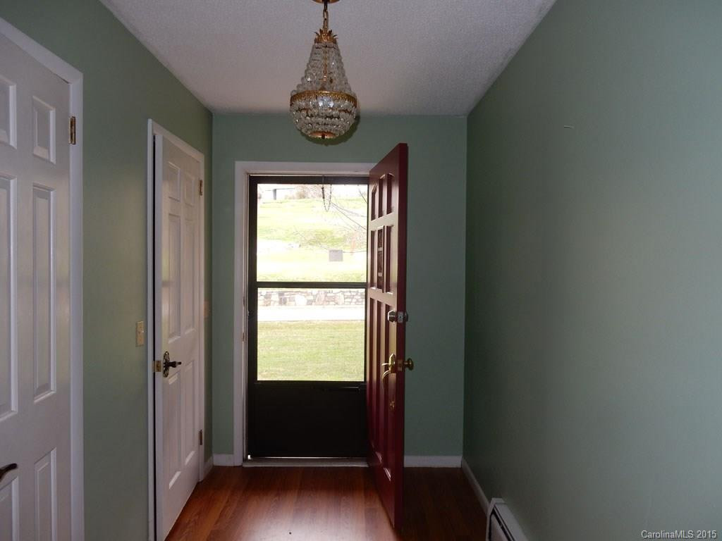 18 Allen Street - Photo 2