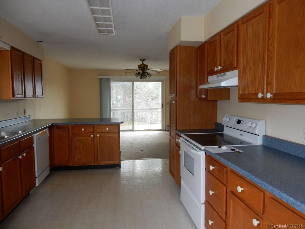 18 Allen Street - Photo 3