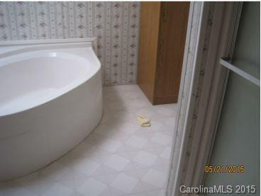 125 Ridgeview Court - Photo 2