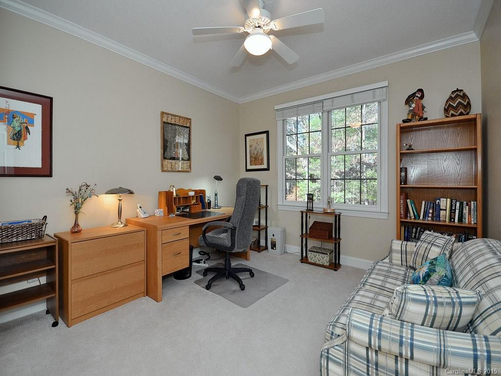 8 Ridgemont Drive - Photo 11