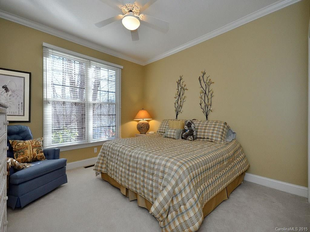 8 Ridgemont Drive - Photo 12