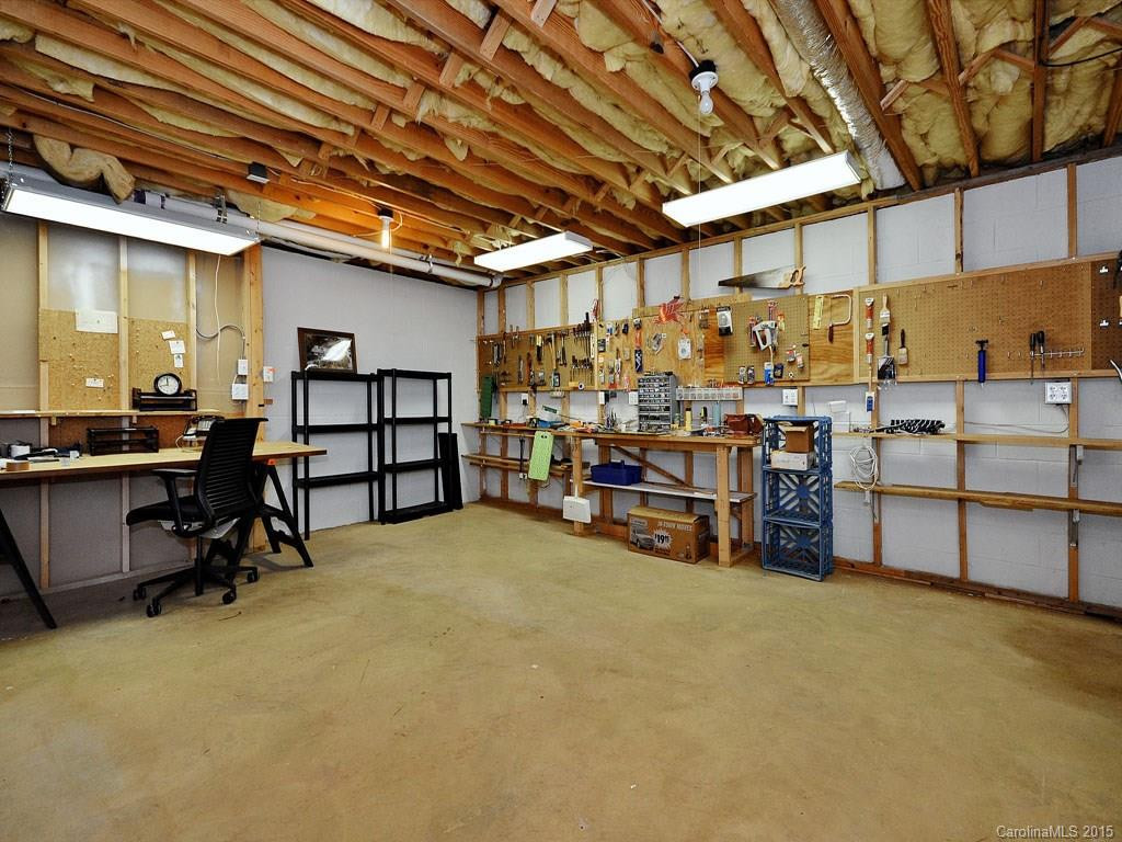 8 Ridgemont Drive - Photo 16
