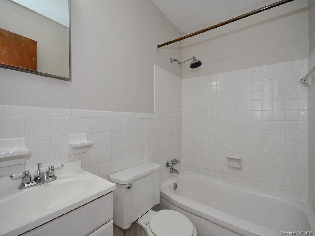 7 Lakeside Drive - Photo 12