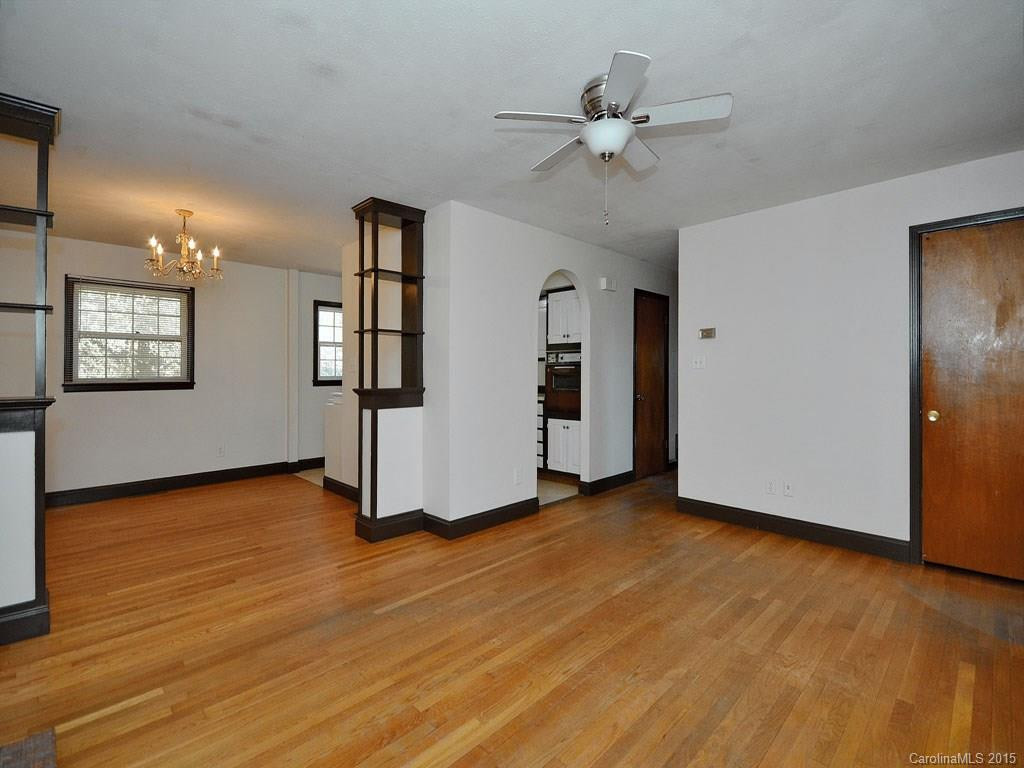 7 Lakeside Drive - Photo 4