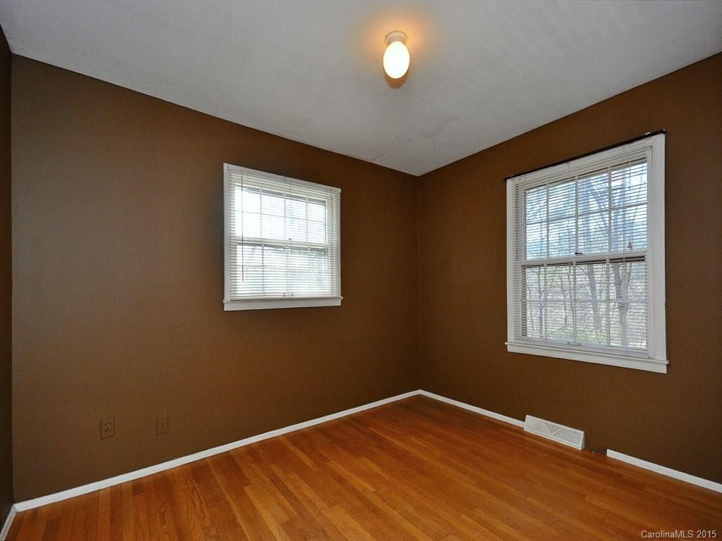 7 Lakeside Drive - Photo 8