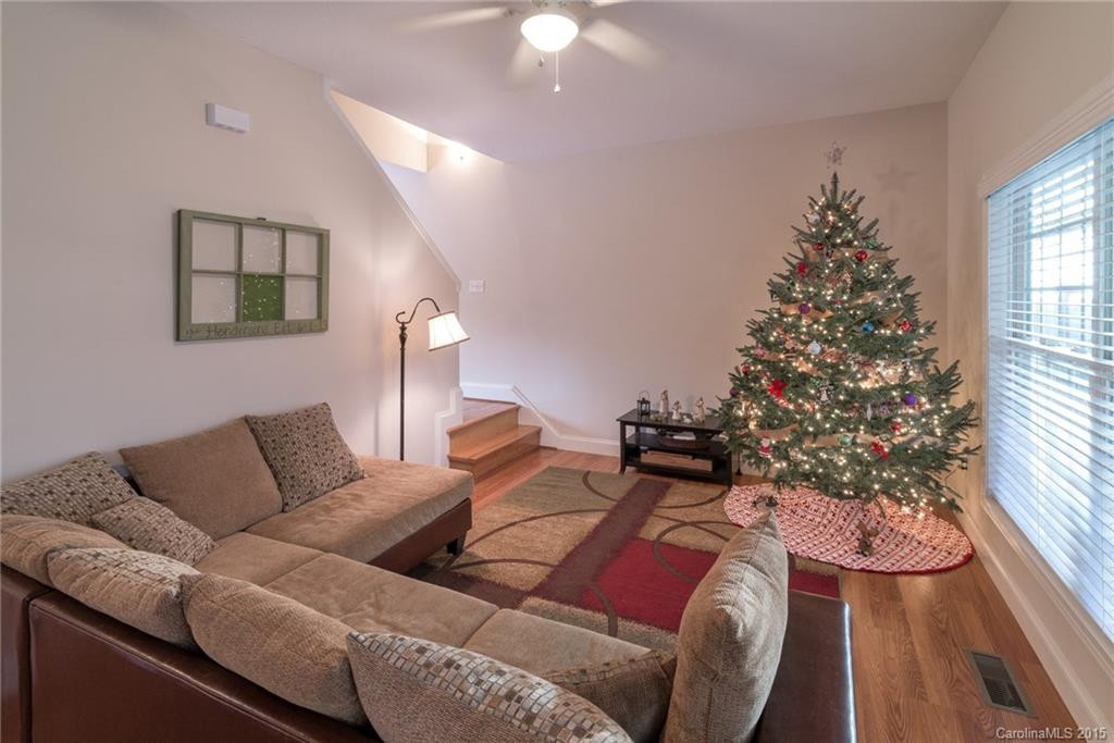 53 Winterwind Drive - Photo 5