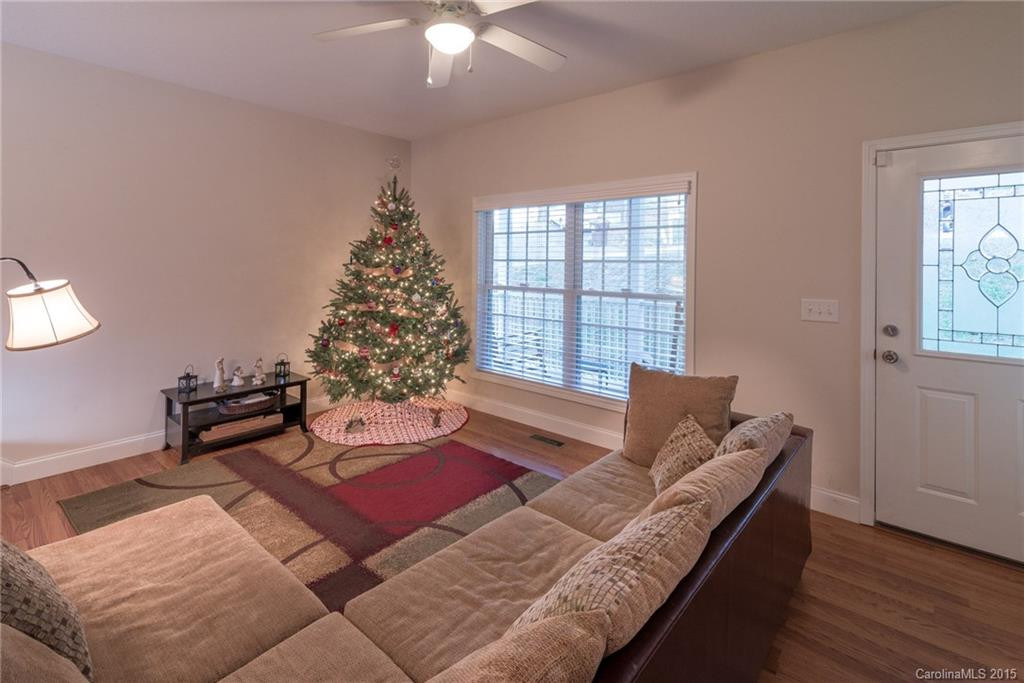 53 Winterwind Drive - Photo 7