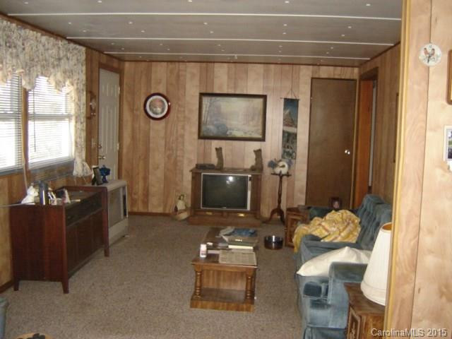 135 Mockingbird Road - Photo 2