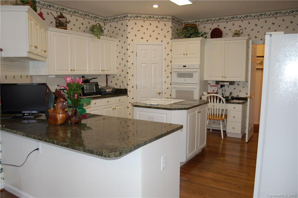 118 Founders Drive - Photo 13
