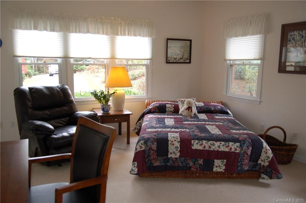 118 Founders Drive - Photo 18