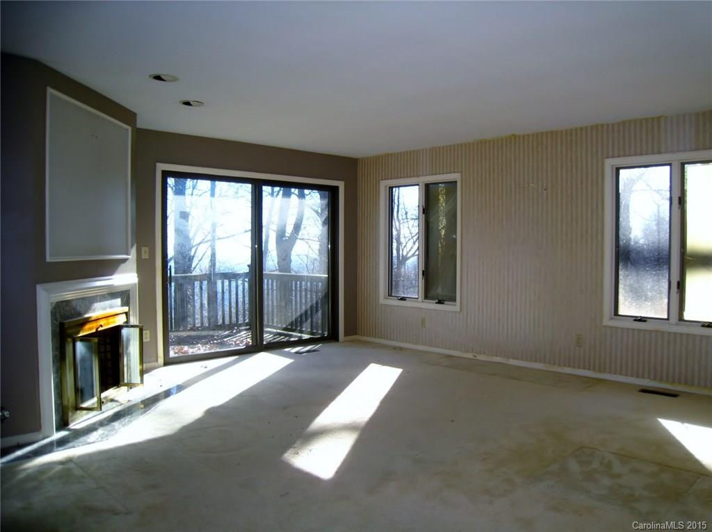 3521 Howard Gap Road - Photo 5