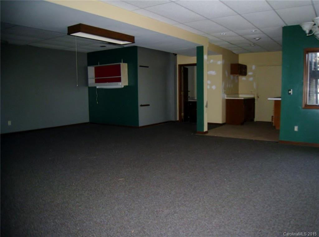 3521 Howard Gap Road - Photo 10