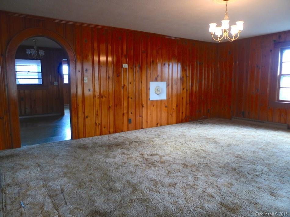 114 Normandy Drive - Photo 2